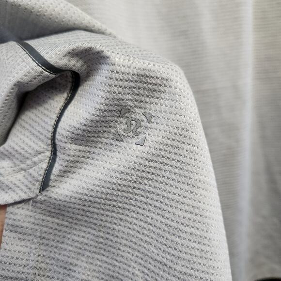 Lululemon‎ T Shirt Grey Activewear Athletic Athlesure Sport - Picture 4 of 6